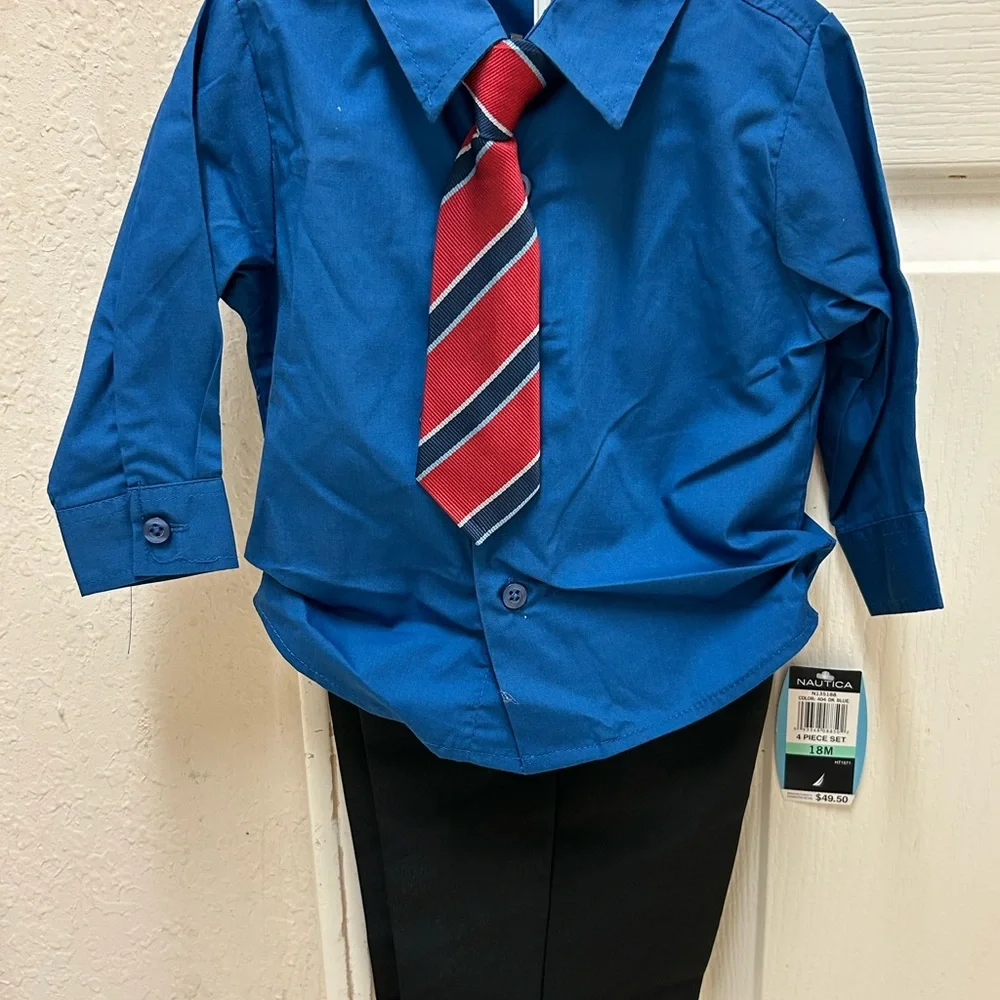 ⭐️ Nautica Blue and Gray Boys' Suit Set - Picture 3 of 7